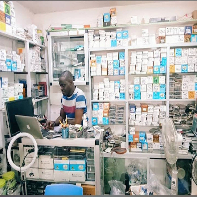 Photo de l'entreprise Chez sam hitech