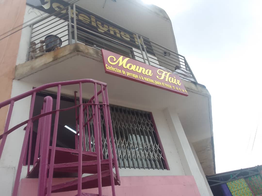 Photo de l'entreprise Mouna hair