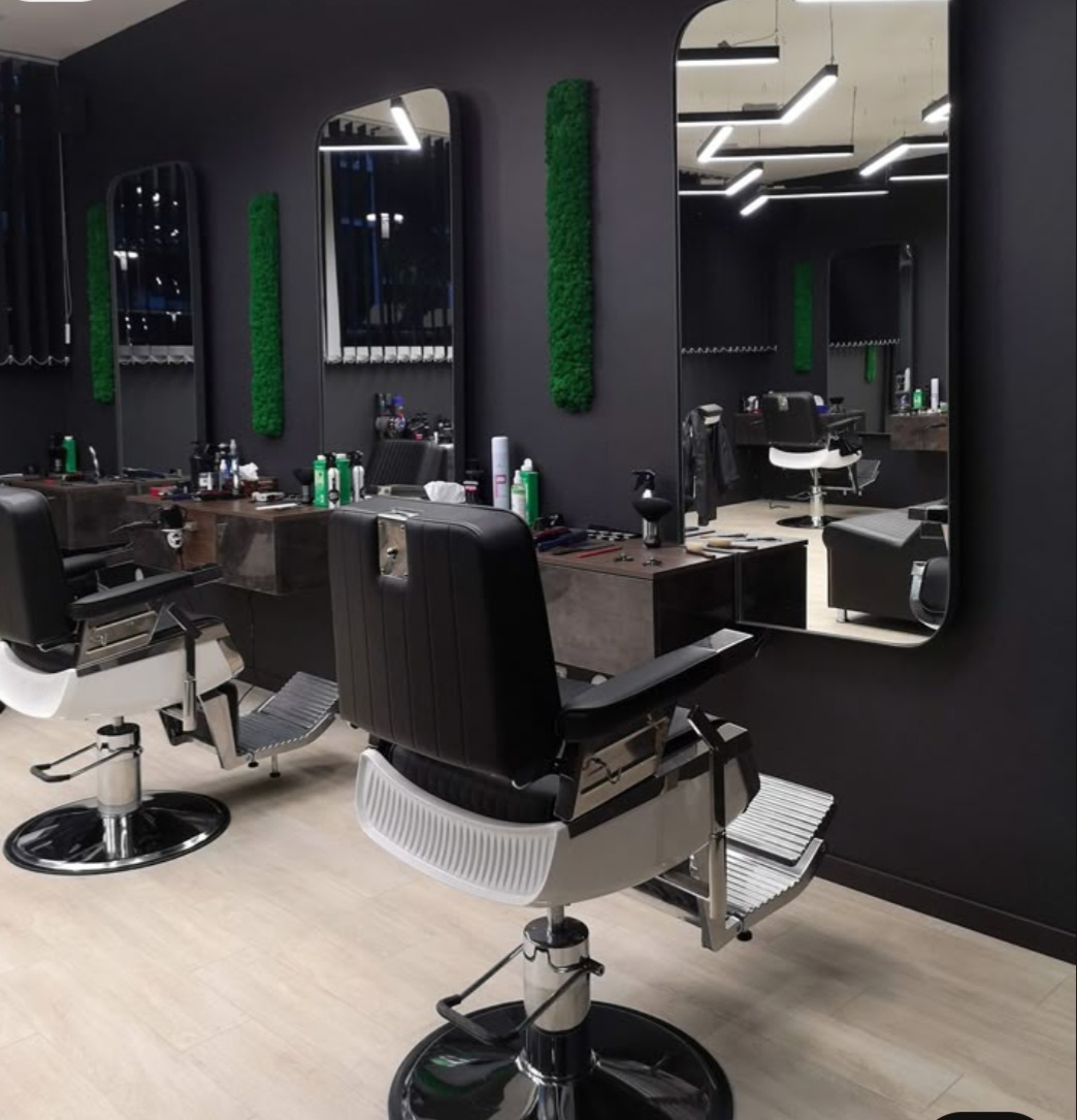 Photo de l'entreprise Coup' HOMME Riviera Jardins