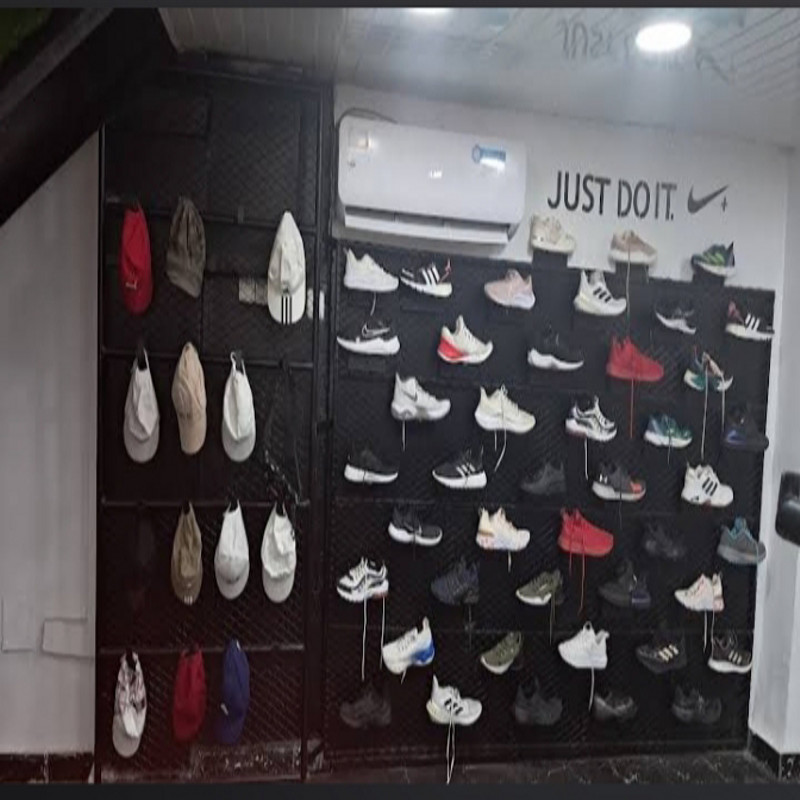 Photo de l'entreprise AKG sport